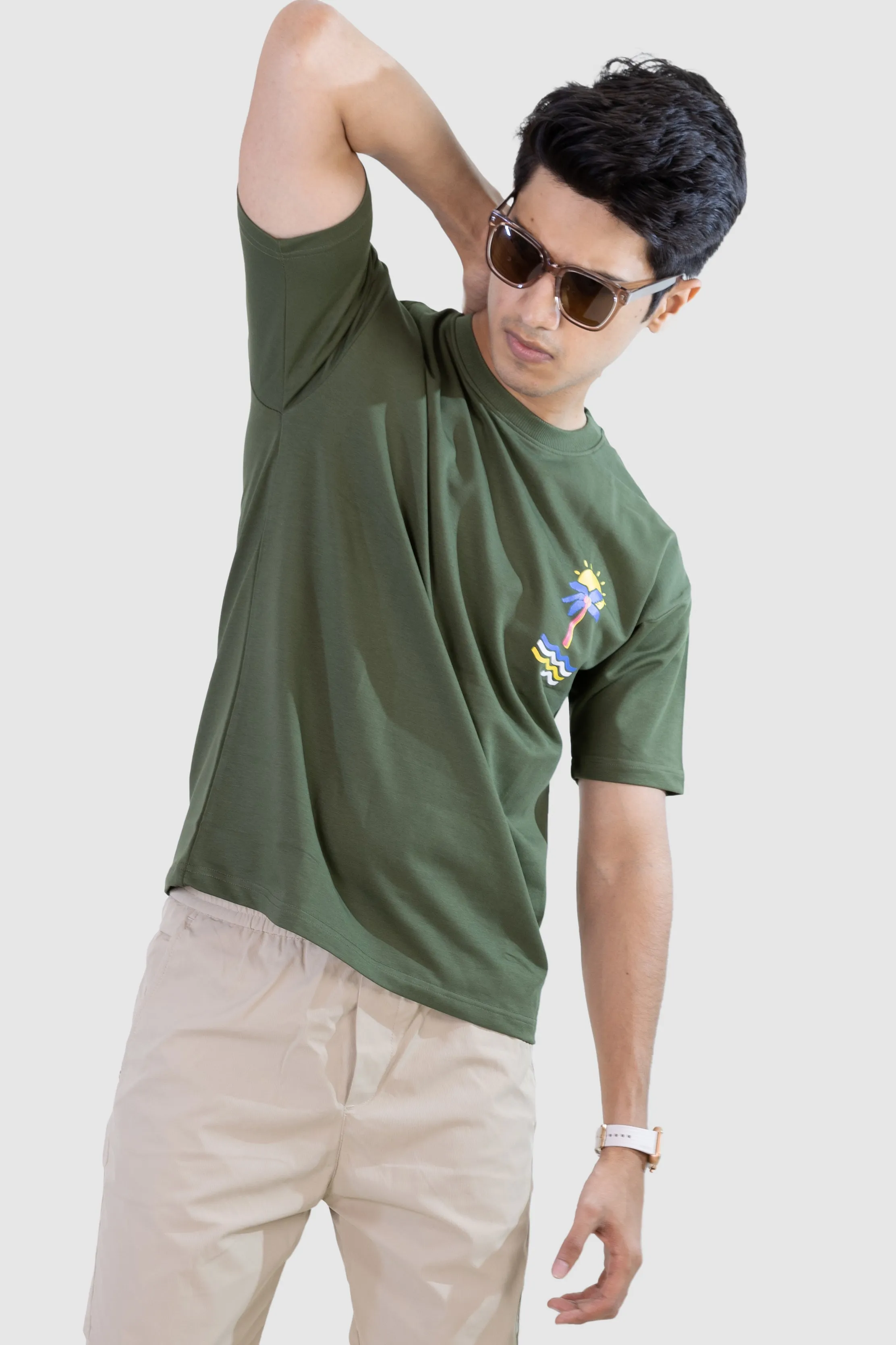 Beach head T-shirt: Olive Green