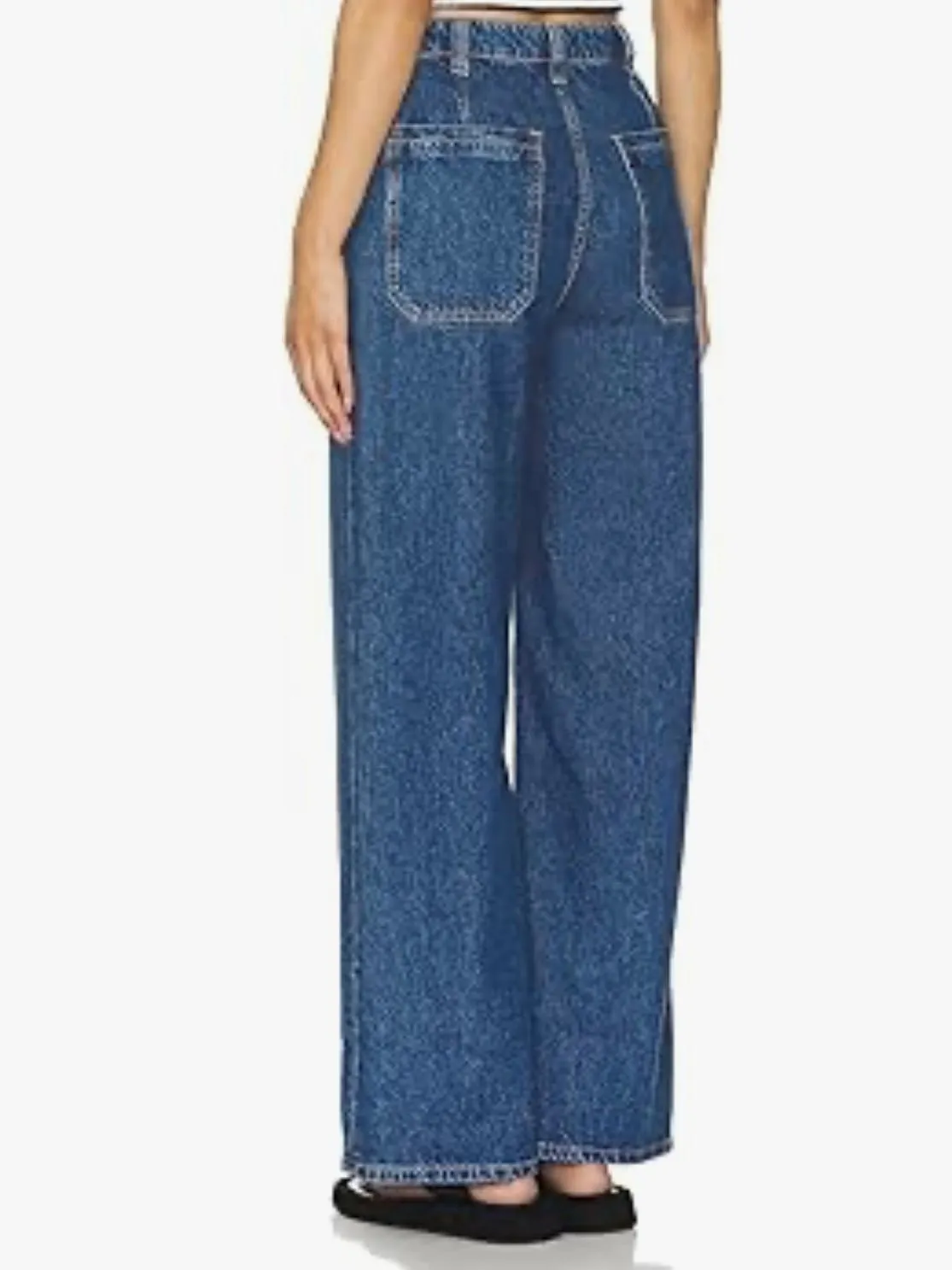 Blue contrast jeans detail