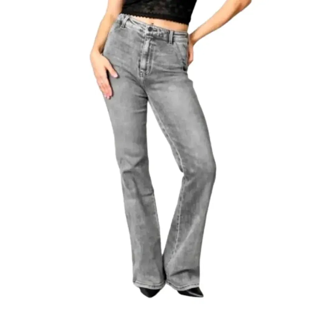 Bootcut vintage jeans
 for ladies