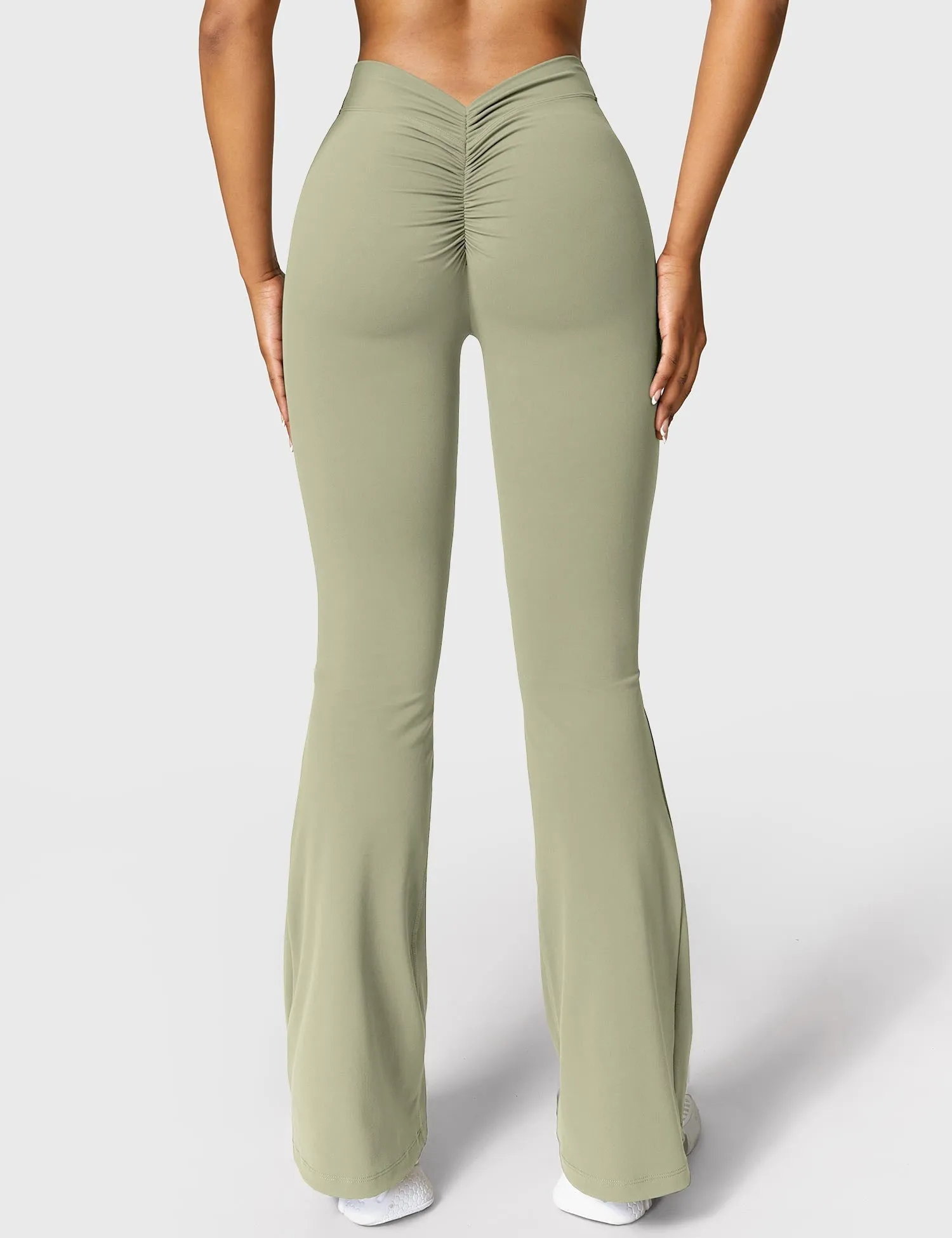 Daze V-back Flare Leggings
