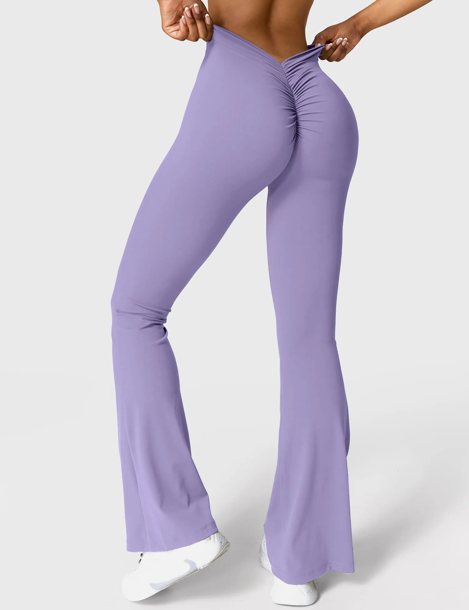 Daze V-back Flare Leggings