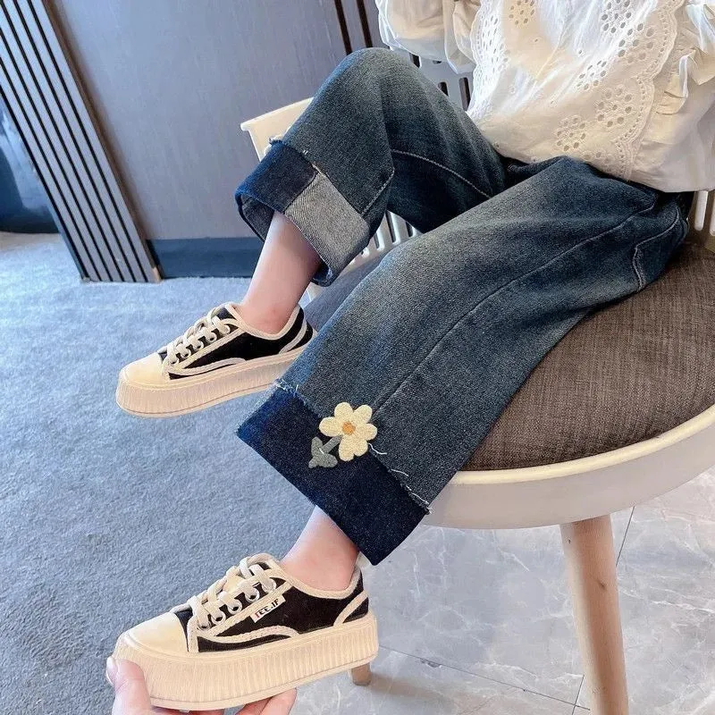 Girls Shaded Jeans With Flower Detail
