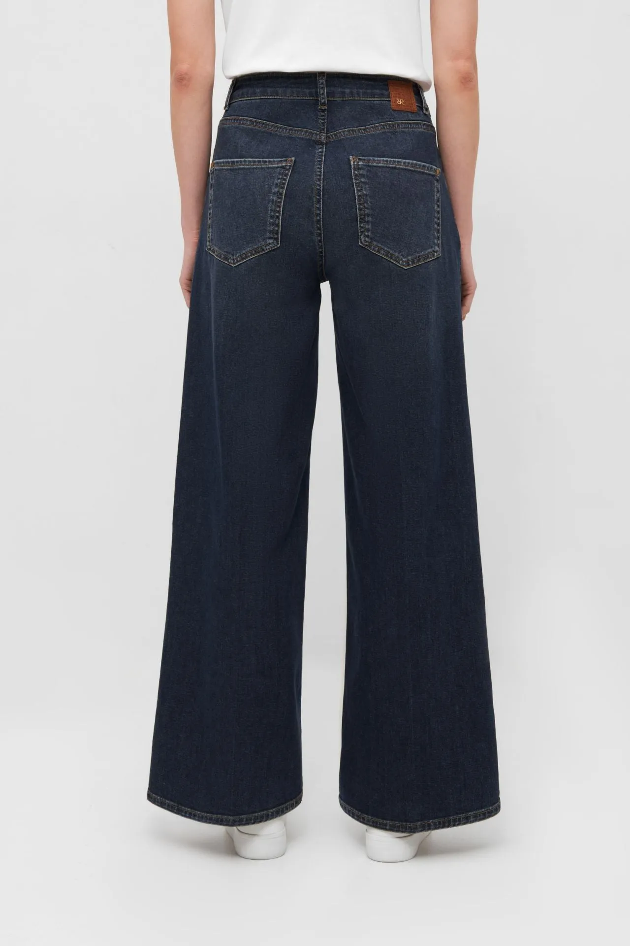 Rich Soft Sventy Denim Jean in Midnight Blue