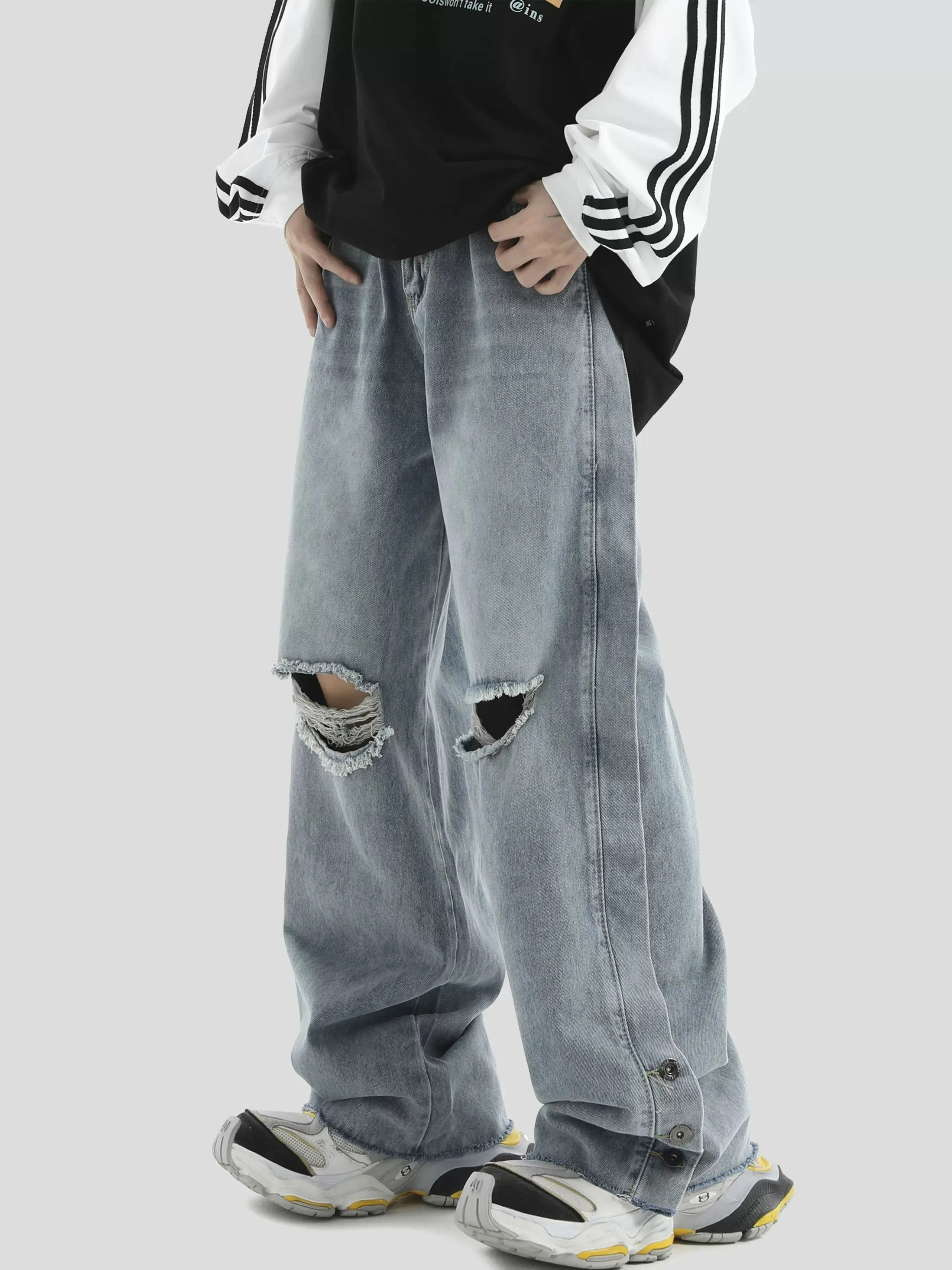 Ripped Knee Detail Jeans