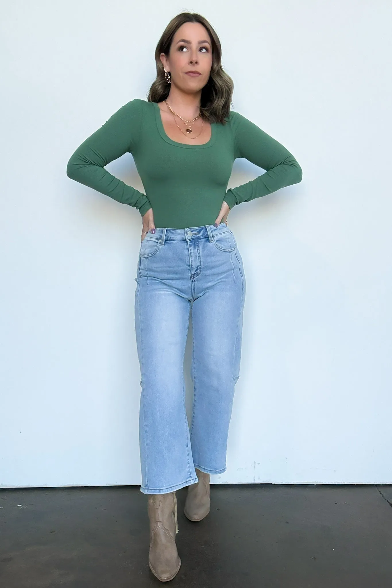 Susana Crop Wide Leg Seam Detail Jeans