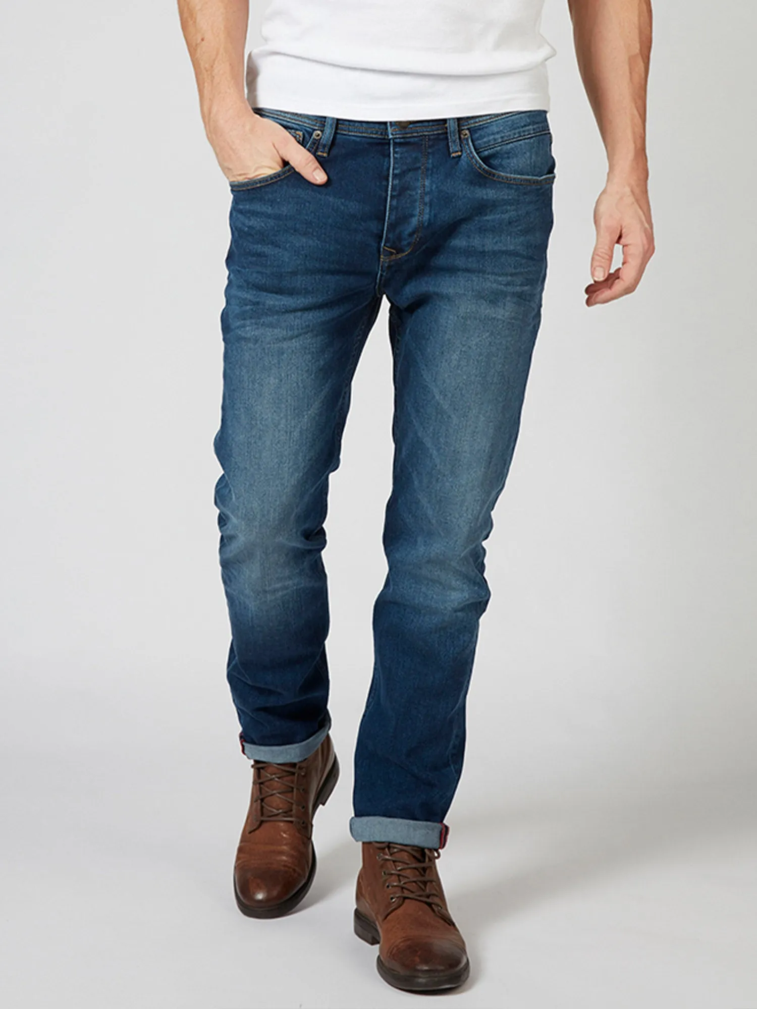Thruxton Tapered Fit Jeans