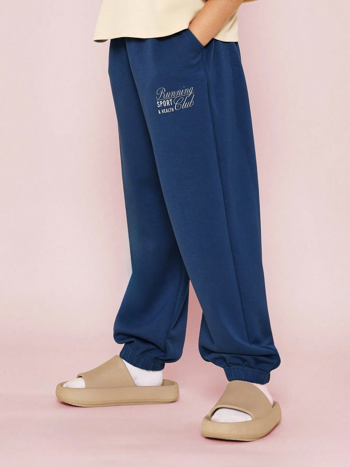 Tween Girls Running Club Graphic Print Tee And Jogger 2 Piece Set